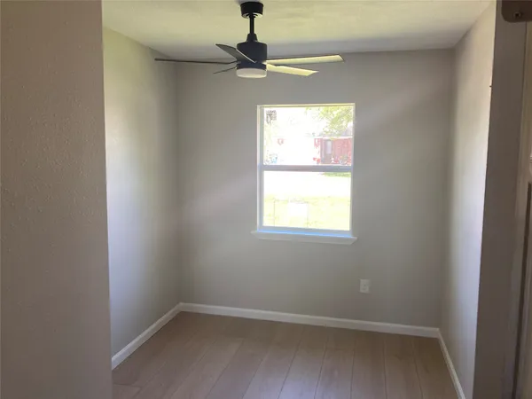 $1,600 | 2627 32nd Avenue North, Texas City, TX 77590
