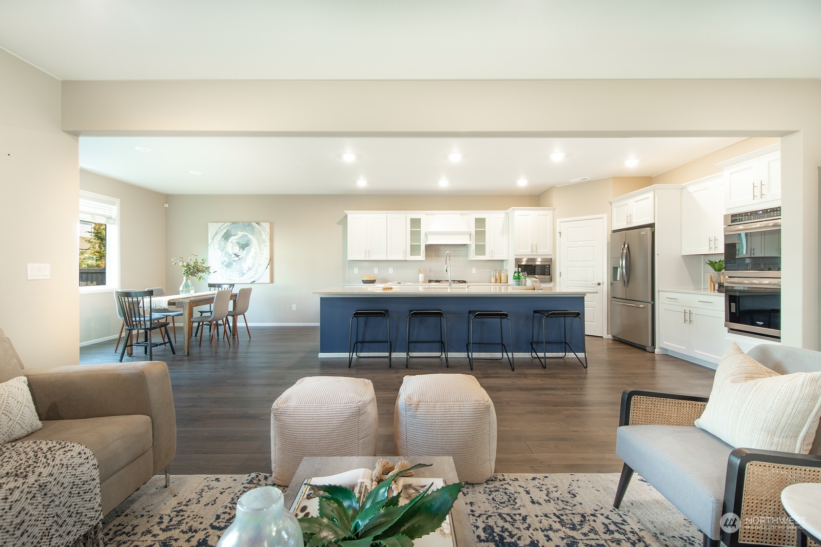 15 182nd Street Southeast Bothell, WA 98012 - Photo 4 of 32 a living room with furniture and kitchen view