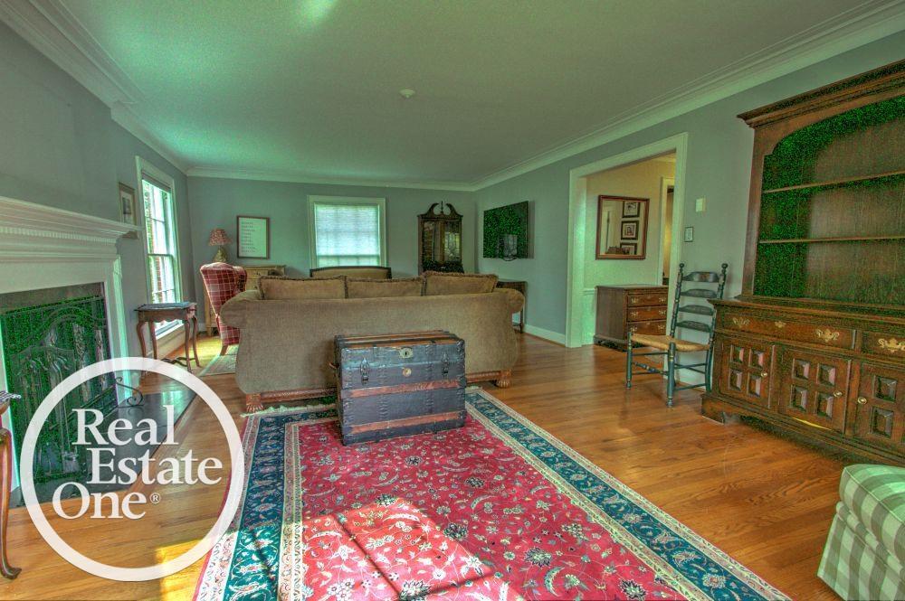 203 Ridge Road Grosse Pointe Farms, MI 48236 - Photo 13 of 51