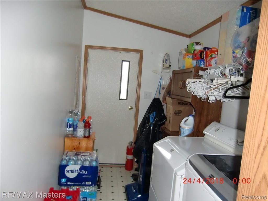 4042 Secor Road Petersburg, MI 49270 - Photo 8 of 22 CIMG3862.JPG