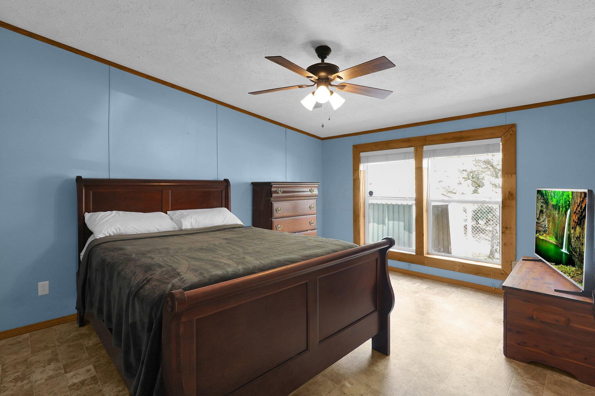 7020 York Road Southwest Pataskala, OH 43062 - Photo 16 of 27 Bedroom 2
