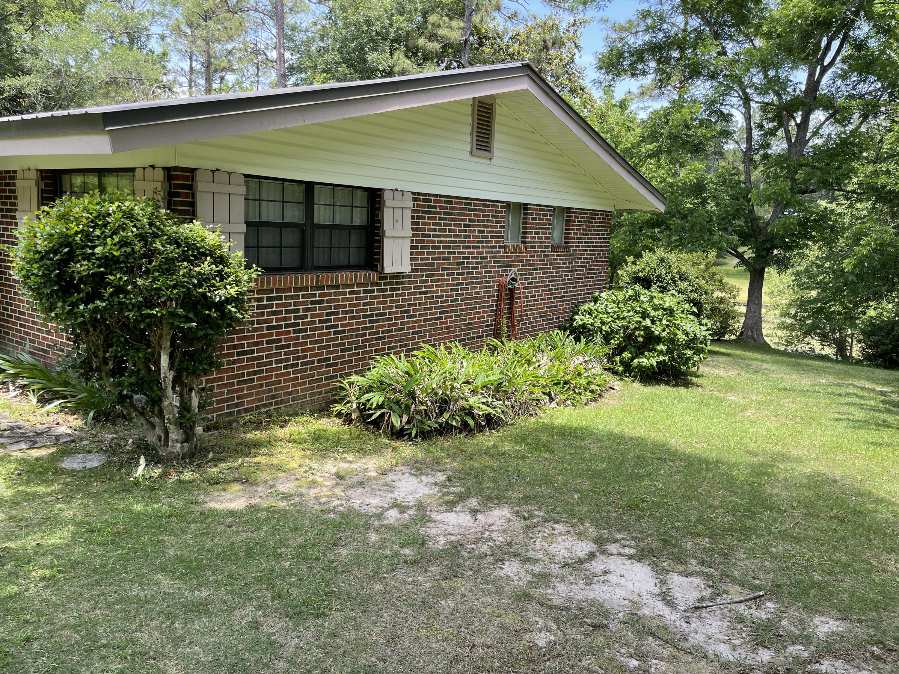 842 Bob Sikes Road DeFuniak Springs, FL 32435 - Photo 3 of 36 IMG_2330