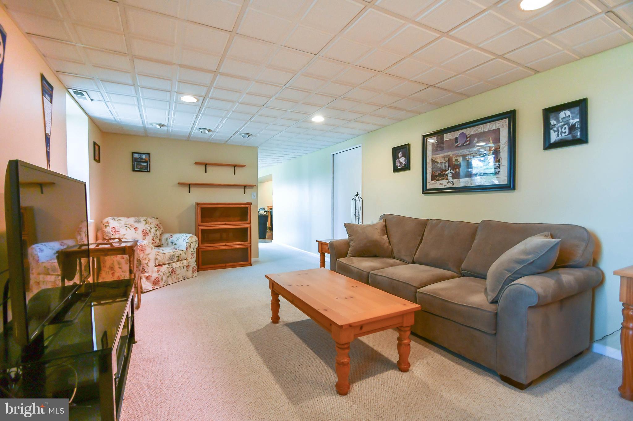 2817 Northwind Road Baltimore, MD 21234 - Photo 28 of 39 Gallery Image 28