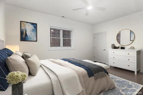 $675,000 | 2222 West Belmont Avenue, Unit 301, Chicago, IL 60618