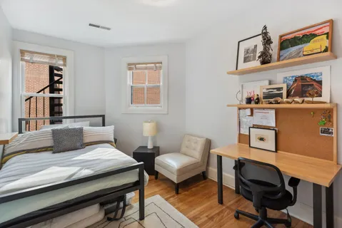 $1,699,000 | 168 West Eugenie Street, Chicago, IL 60614