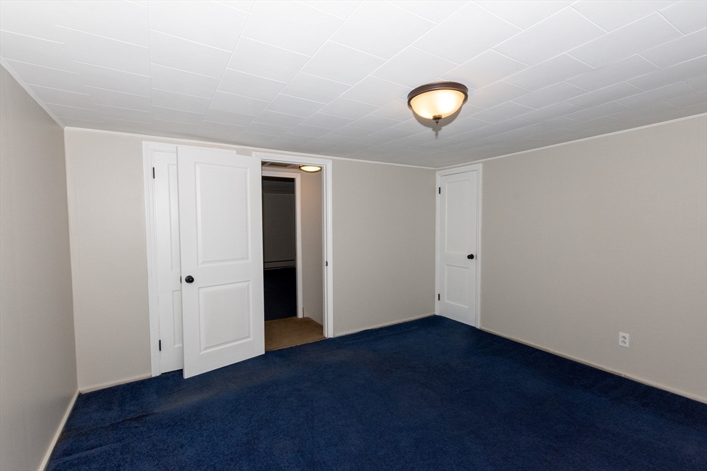 3 Hamilton Street Oxford, MA 01540 - Photo 21 of 26