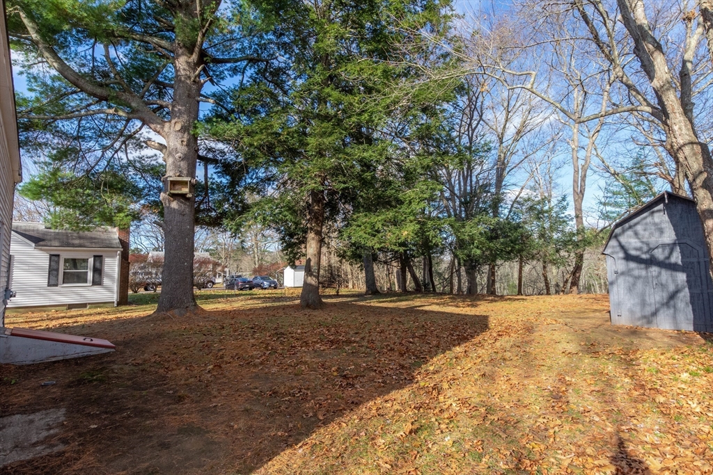 3 Hamilton Street Oxford, MA 01540 - Photo 5 of 26