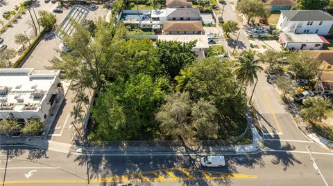 a view of outdoor space with garden view