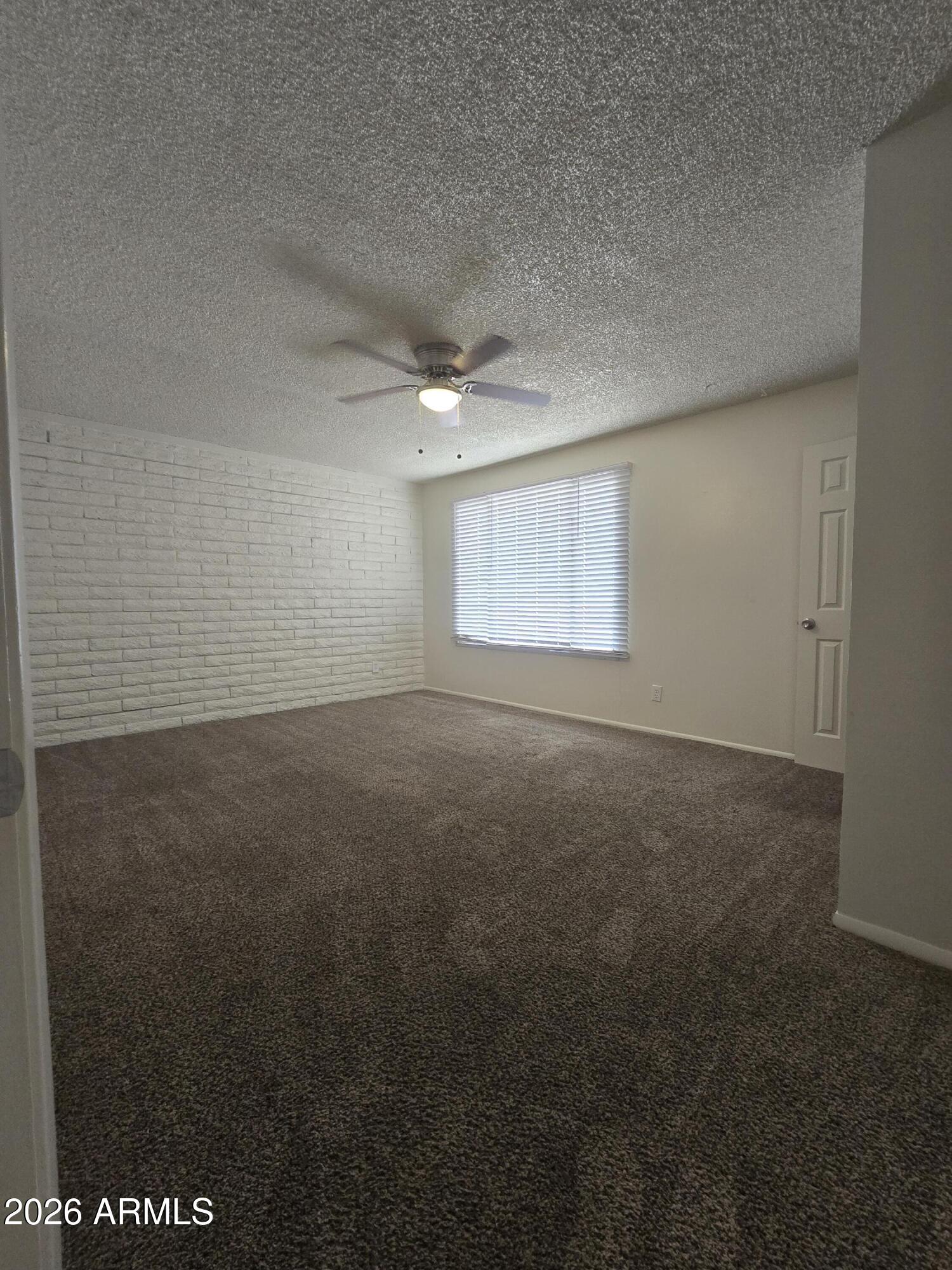 3339 West Cholla Street Phoenix, AZ 85029 - Photo 11 of 20 20260410_134350