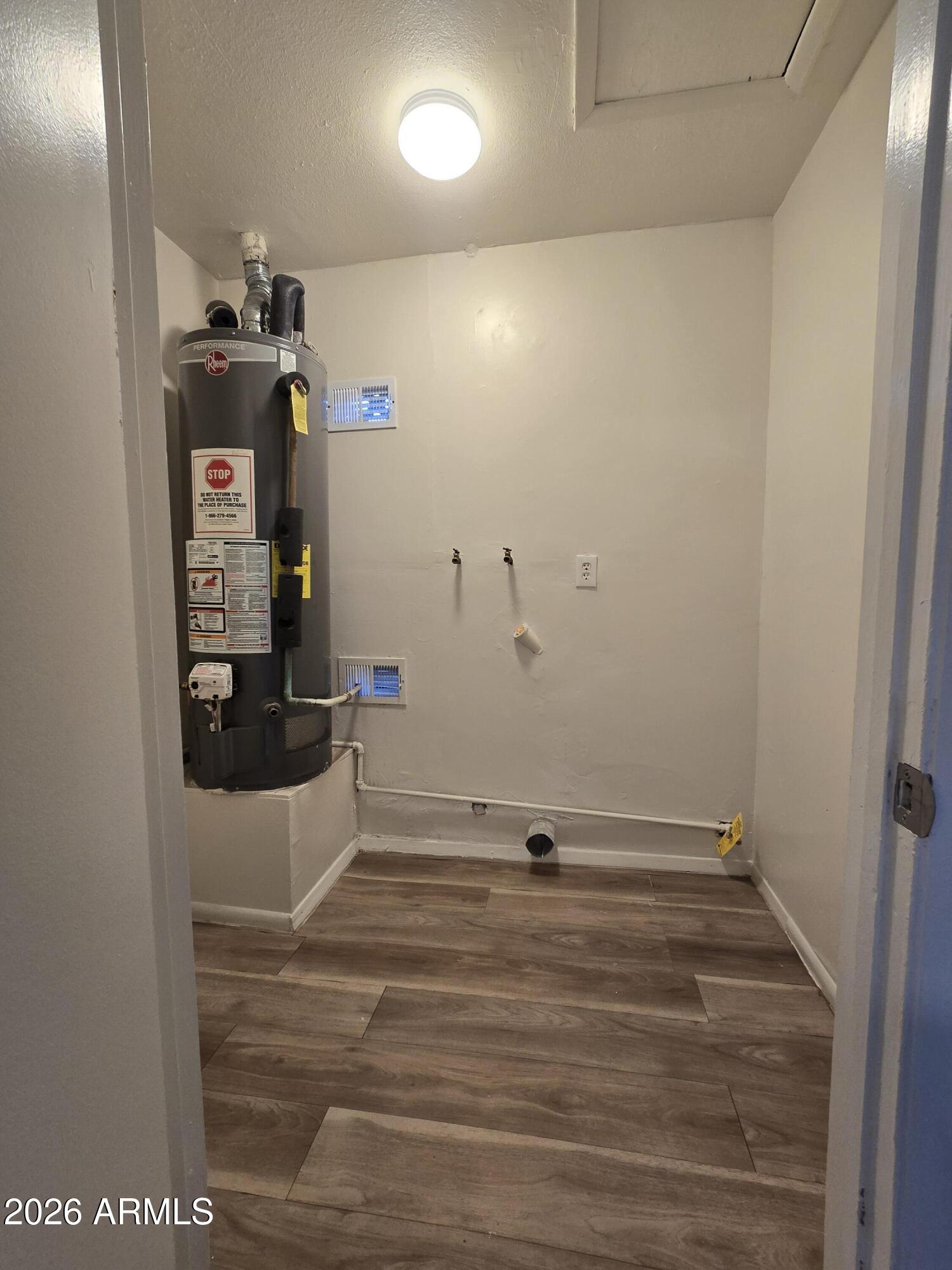 3339 West Cholla Street Phoenix, AZ 85029 - Photo 18 of 20 20260404_065059