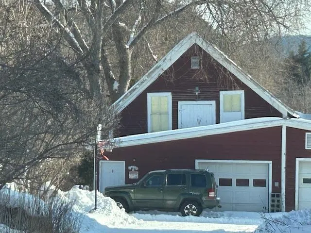 $749,000 | 3892 Highway 7, Pittsford, VT 05763