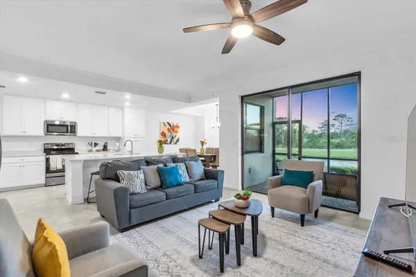 $2,750 | 18028 Gawthrop Drive, Unit 107, Bradenton, FL 34211