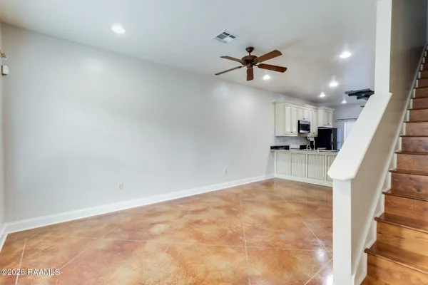 $1,800 | 300 Roosevelt Street, Unit A, Lafayette, LA 70501