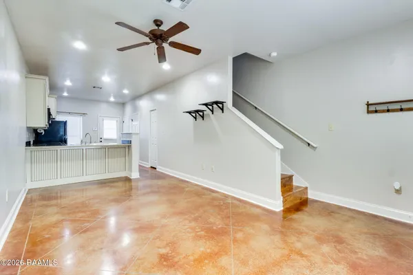 $1,800 | 300 Roosevelt Street, Unit A, Lafayette, LA 70501