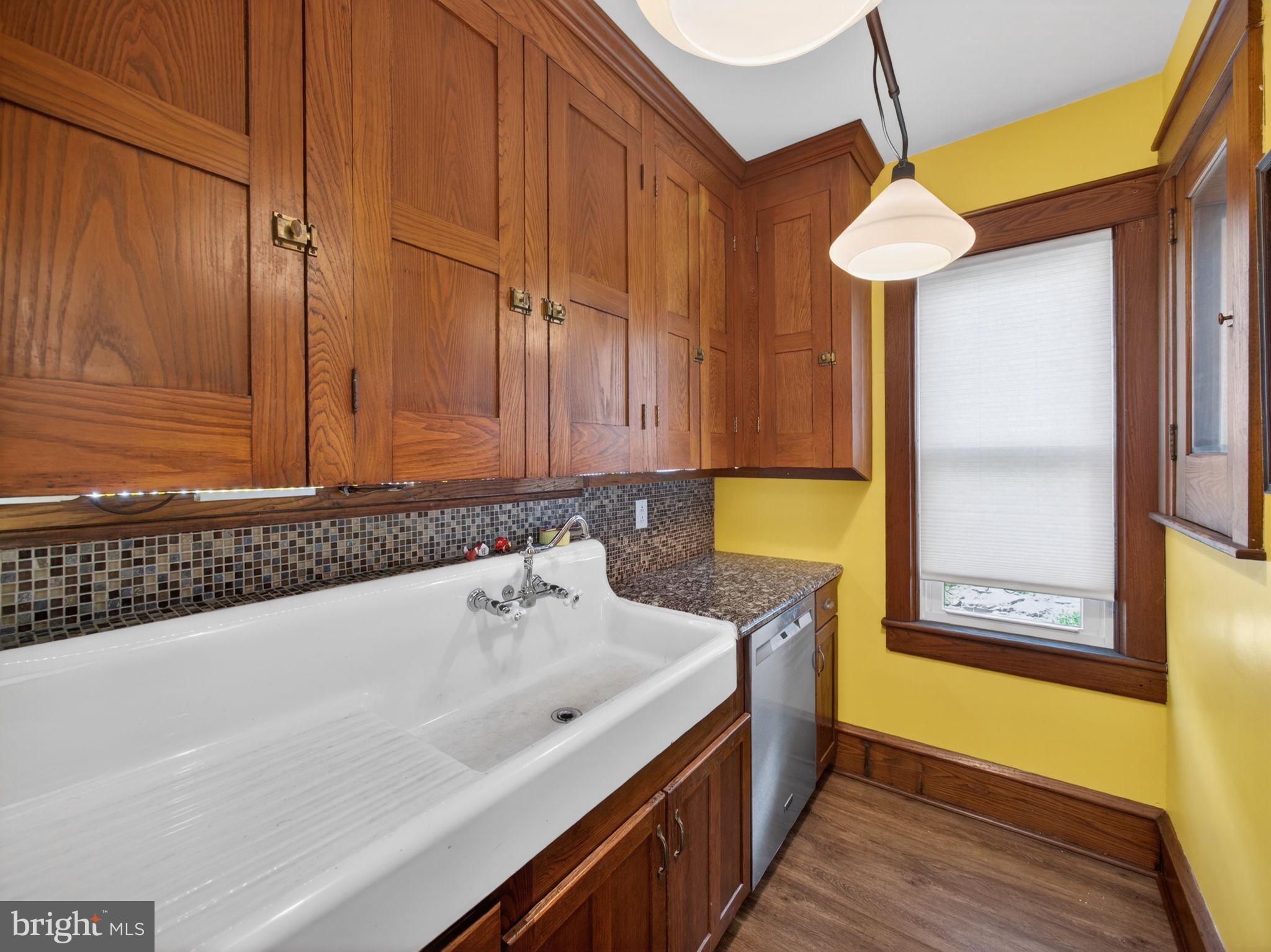 6220 Bake Oven Road Germansville, PA 18053 - Photo 32 of 59 a bathroom with a sink and a bathtub