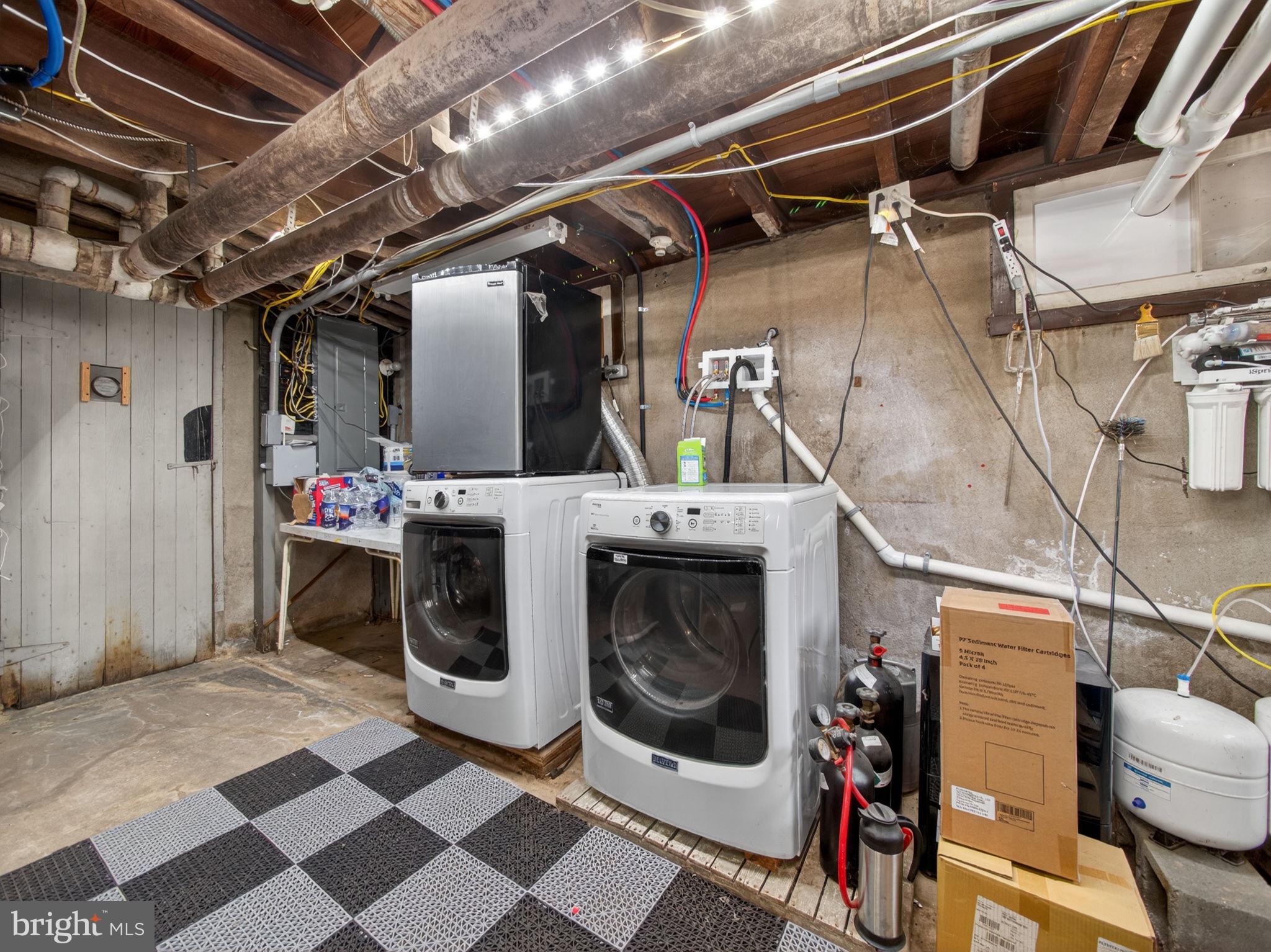 6220 Bake Oven Road Germansville, PA 18053 - Photo 58 of 59 a utility room with dryer and washer