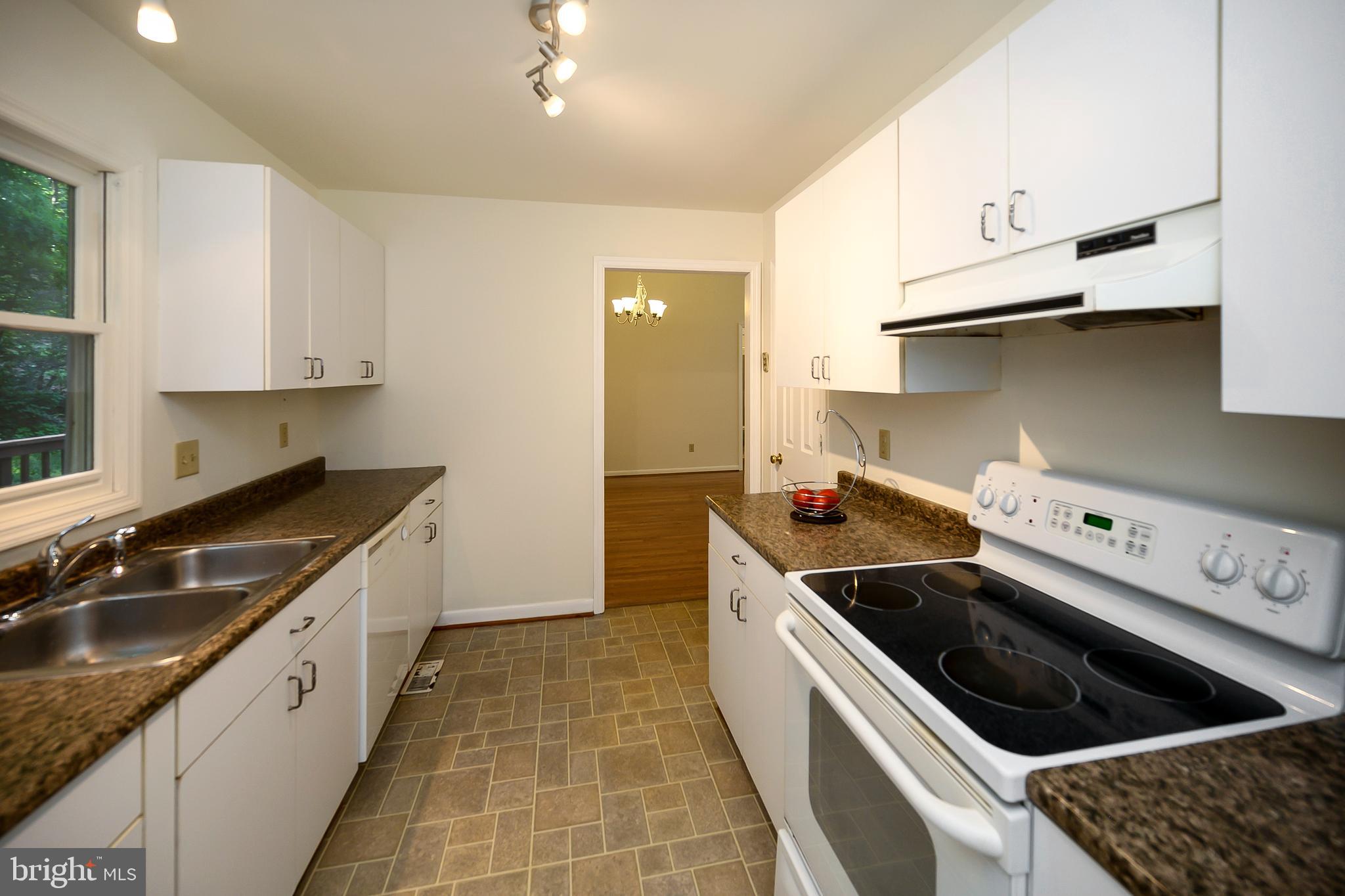 621 Harrison Circle Locust Grove, VA 22508 - Photo 16 of 34