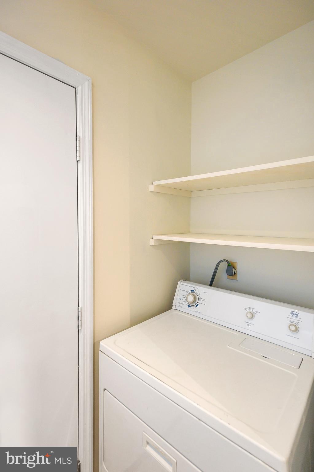 621 Harrison Circle Locust Grove, VA 22508 - Photo 18 of 34 Dryer cubby in Kitchen