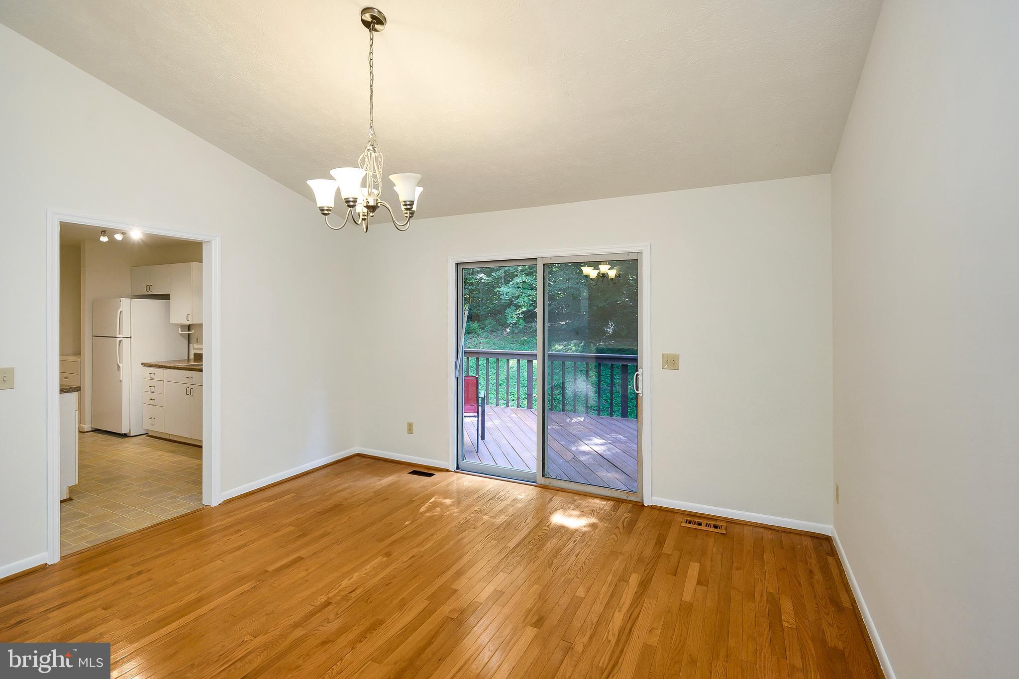 621 Harrison Circle Locust Grove, VA 22508 - Photo 10 of 34
