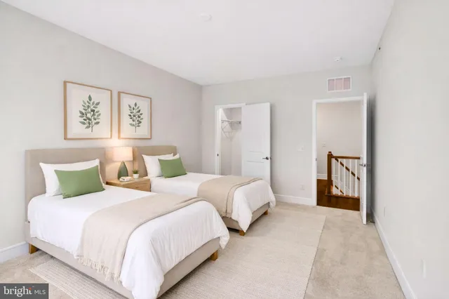 $600,000 | 21805 Croxley Terrace, Broadlands, VA 20148