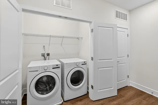 $600,000 | 21805 Croxley Terrace, Broadlands, VA 20148