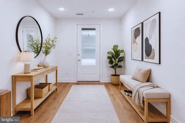 $600,000 | 21805 Croxley Terrace, Broadlands, VA 20148