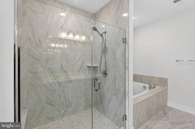 $600,000 | 21805 Croxley Terrace, Broadlands, VA 20148