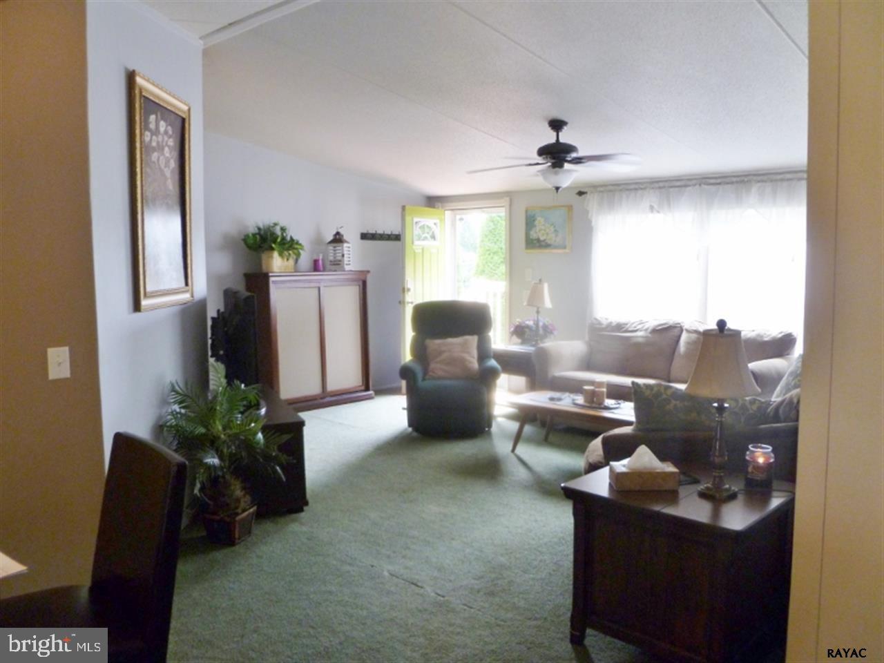 677 Cassel Road, Unit 166 Manchester, PA 17345 - Photo 8 of 36 Gallery Image 8