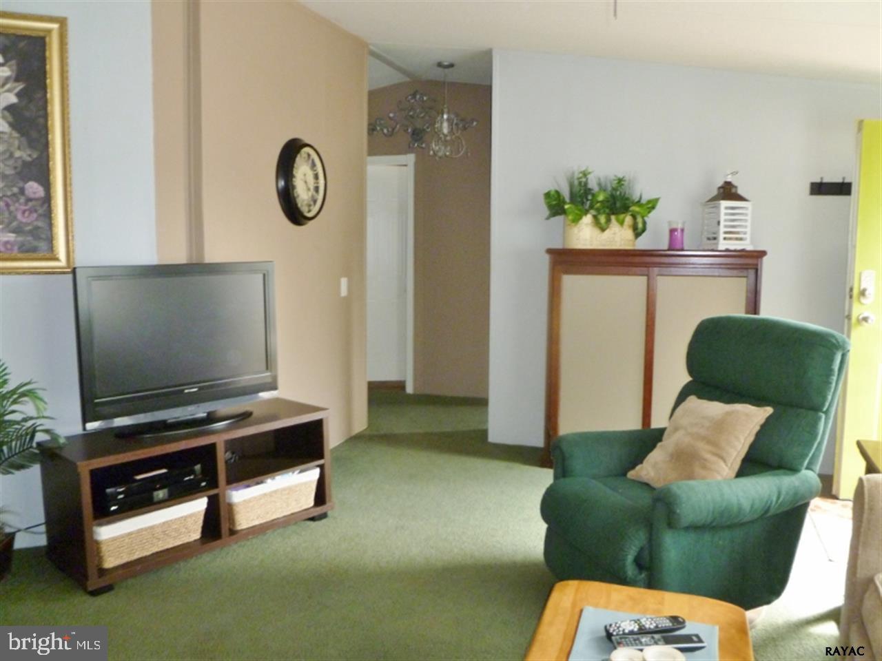 677 Cassel Road, Unit 166 Manchester, PA 17345 - Photo 9 of 36 Gallery Image 9