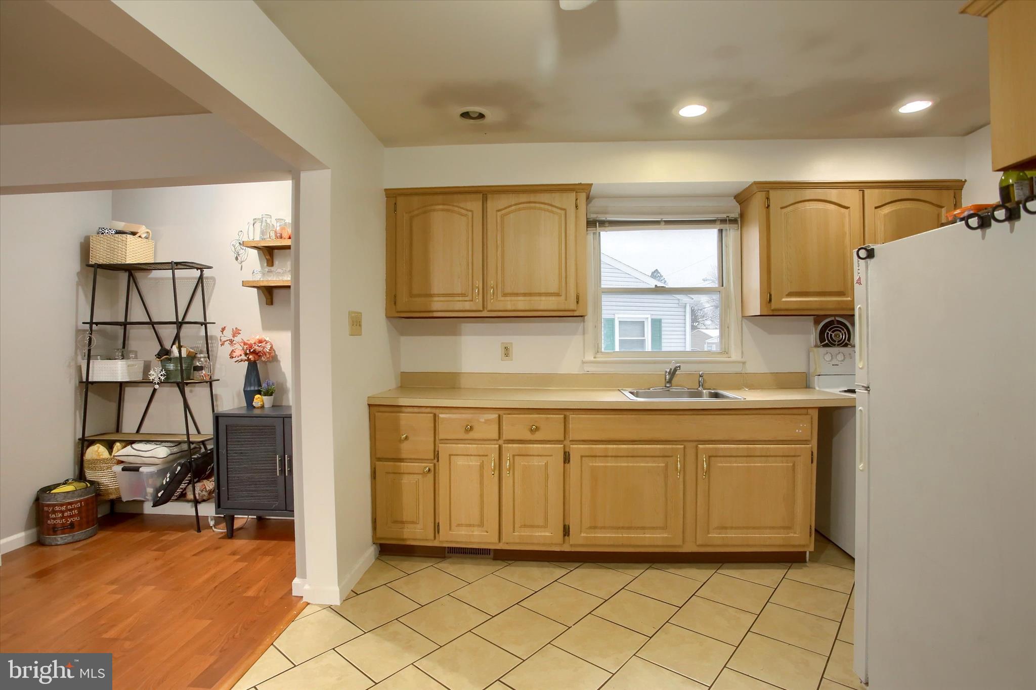 17 Courtland Road Camp Hill, PA 17011 - Photo 7 of 29