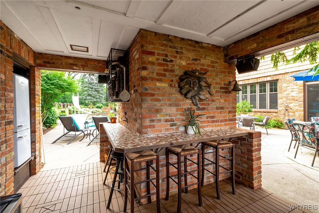 393 Glengrove Road Porter, NY 14174 - Photo 43 of 50 Pool house bar area