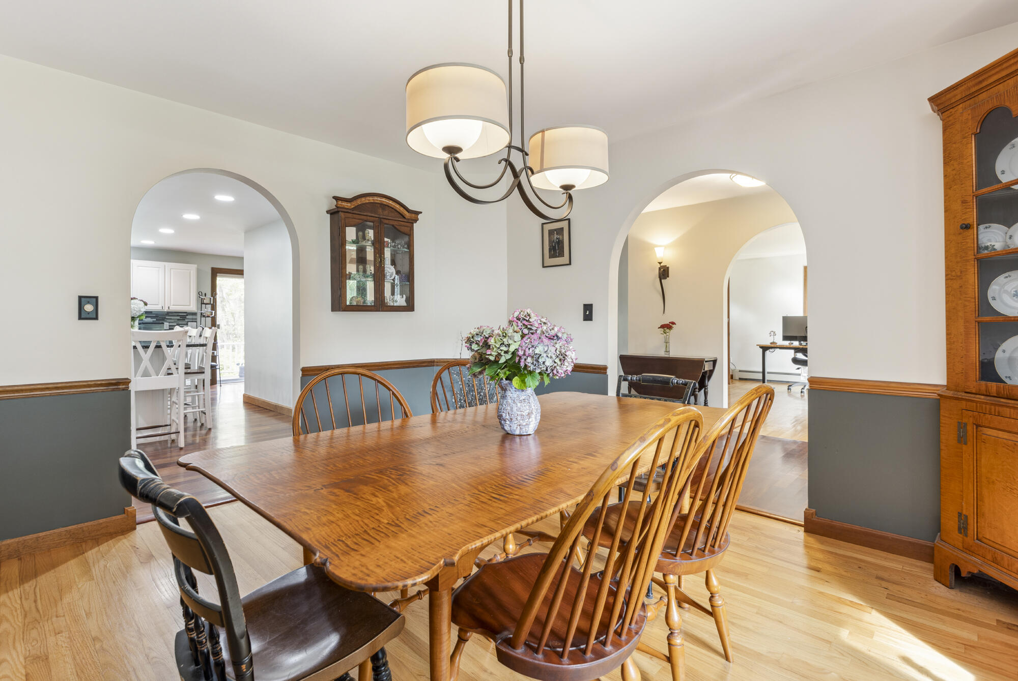 83 Hunts Point Road Cape Elizabeth, ME 04107 - Photo 5 of 39 Dining Room
