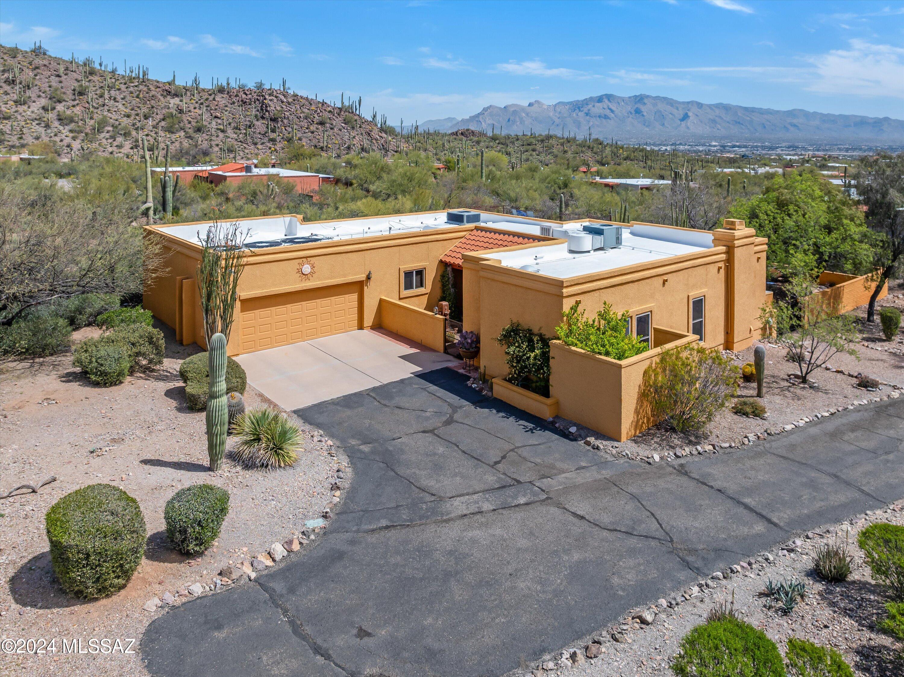 5100 West Trails End Road Tucson, AZ 85745 - Photo 2 of 38 Gallery Image 2