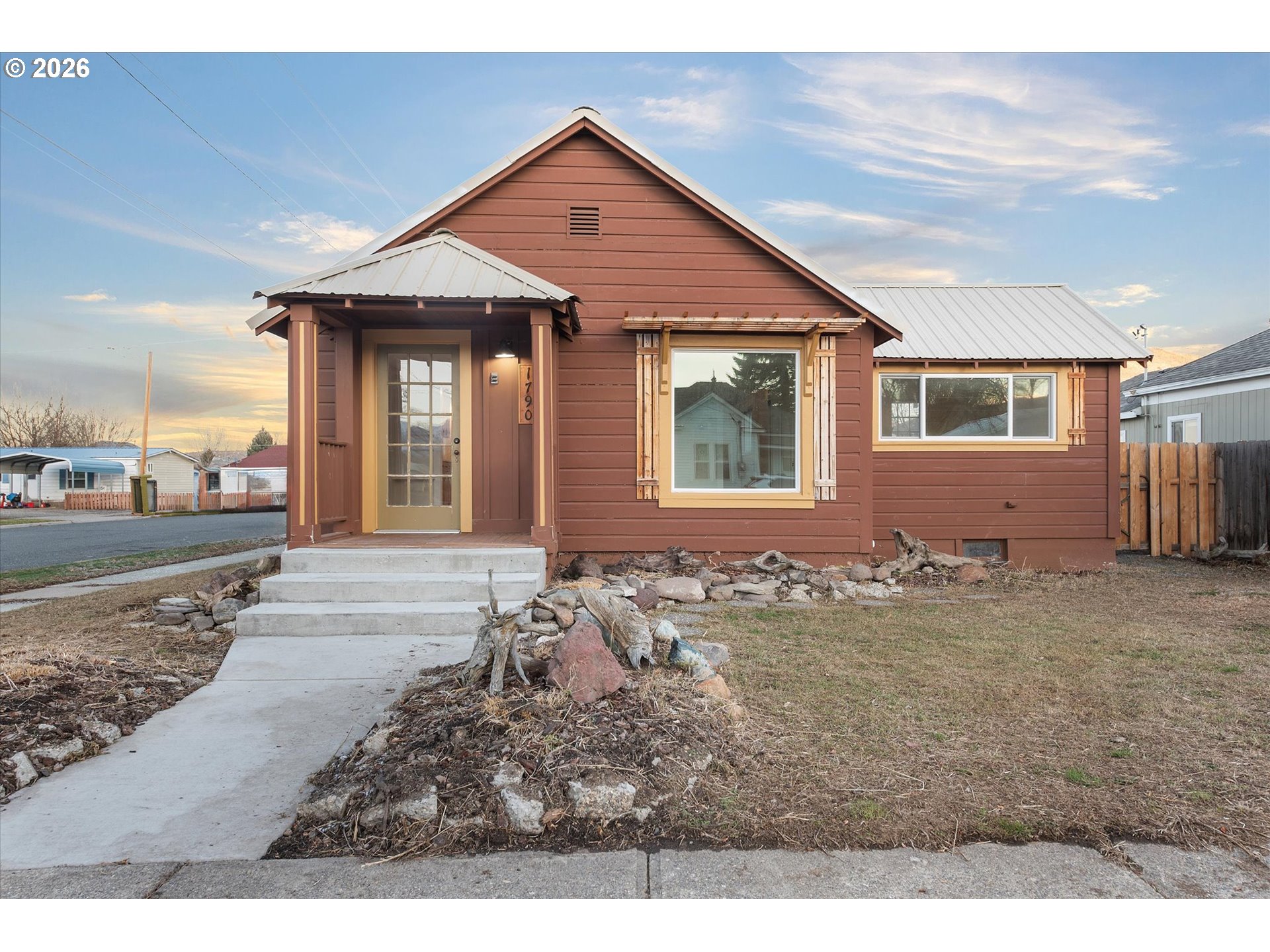 1790 Chestnut Street Baker City, OR 97814 - Photo 1 of 23