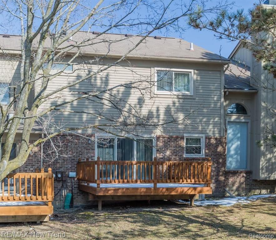 6335 Aspen Ridge Boulevard West Bloomfield, MI 48322 - Photo 15 of 15