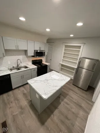 $1,650 | 12 North Randolph Street, Indianapolis, IN 46201