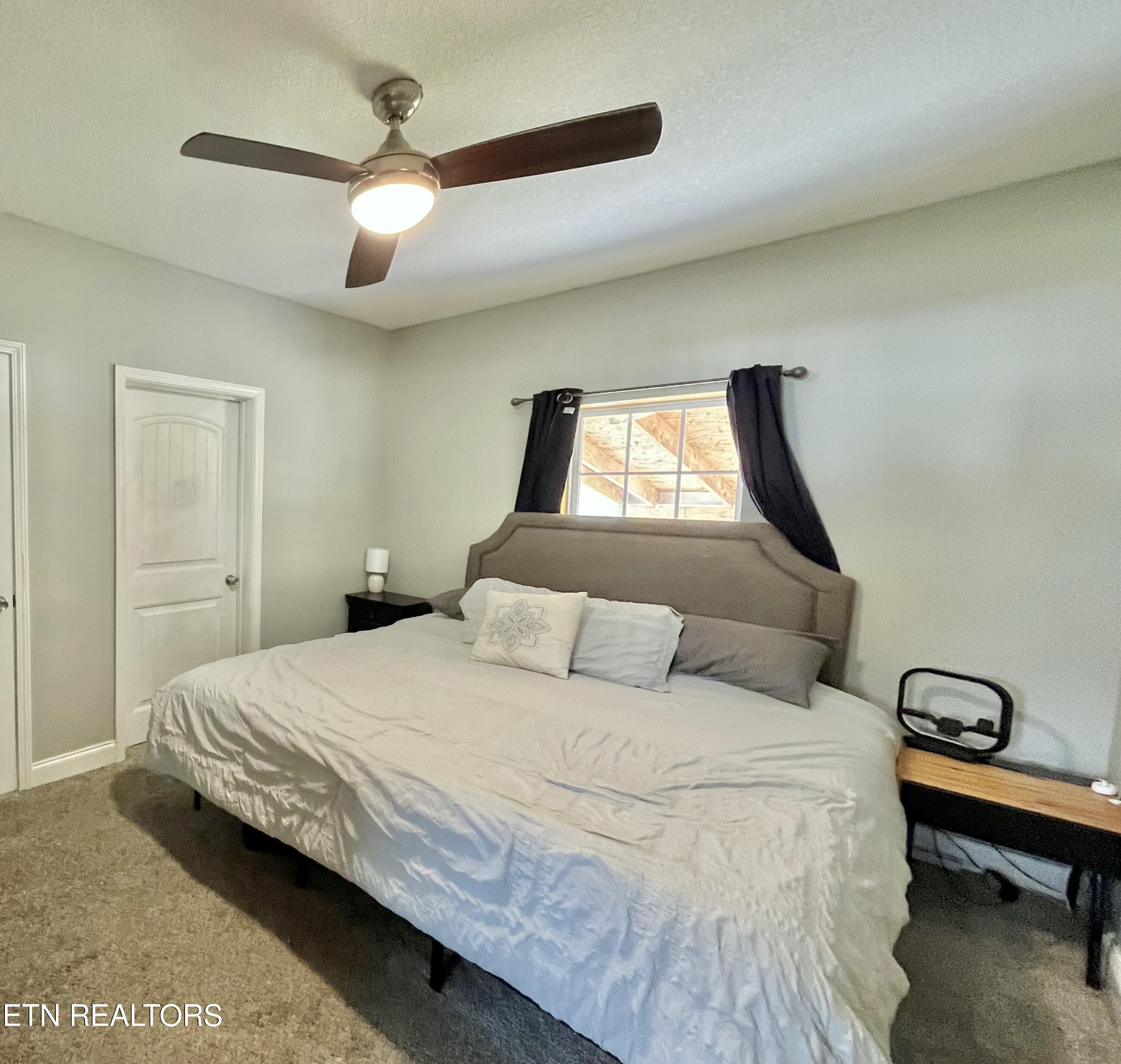 607 Church Street Loudon, TN 37774 - Photo 10 of 14 MASTER BEDROOM