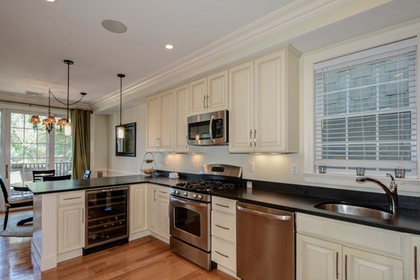 192 West Sixth Street, Unit 2 Boston, MA 02127 - Photo 2 of 12