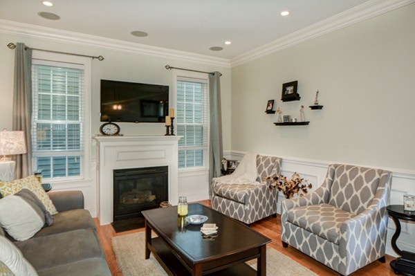 192 West Sixth Street, Unit 2 Boston, MA 02127 - Photo 4 of 12