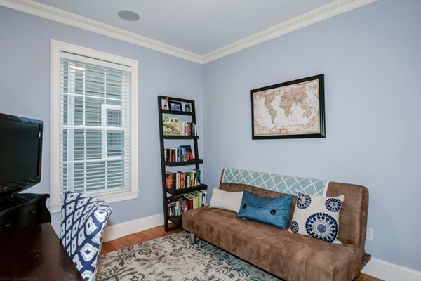 192 West Sixth Street, Unit 2 Boston, MA 02127 - Photo 7 of 12