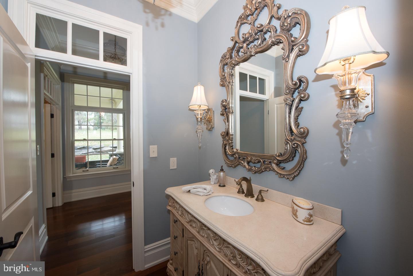 442 Boxwood Road Bryn Mawr, PA 19010 - Photo 12 of 43 Formal Powder Room