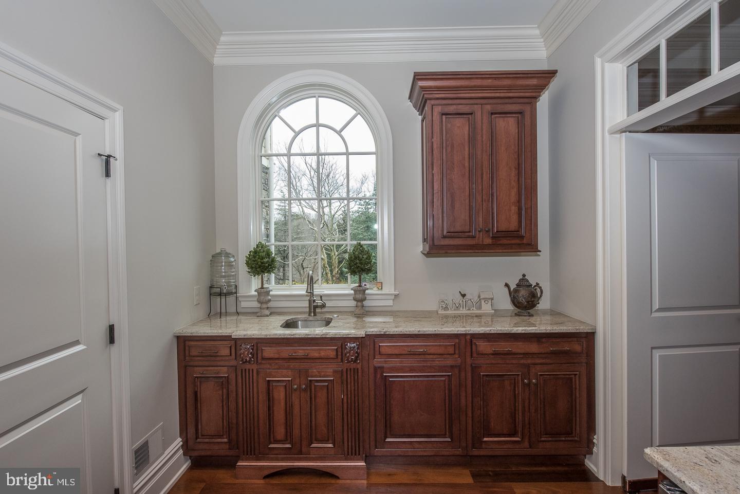 442 Boxwood Road Bryn Mawr, PA 19010 - Photo 14 of 43