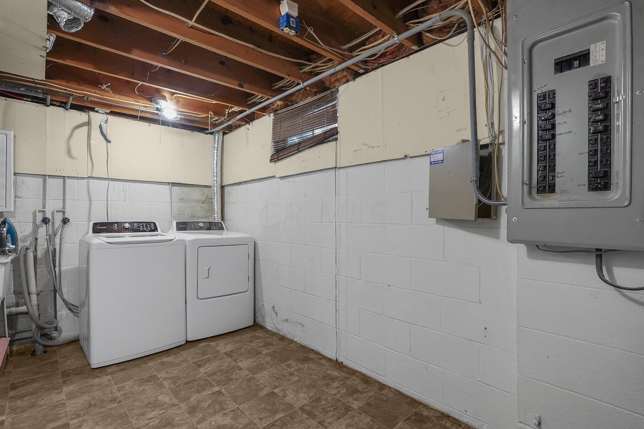 275 Williams Road Columbus, OH 43207 - Photo 22 of 34 32-web-or-mls-275-williams-rd
