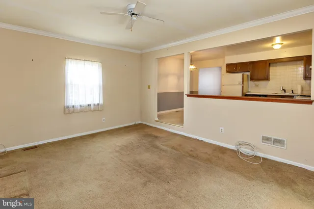 $285,000 | 322 West Washington Avenue, Magnolia, NJ 08049