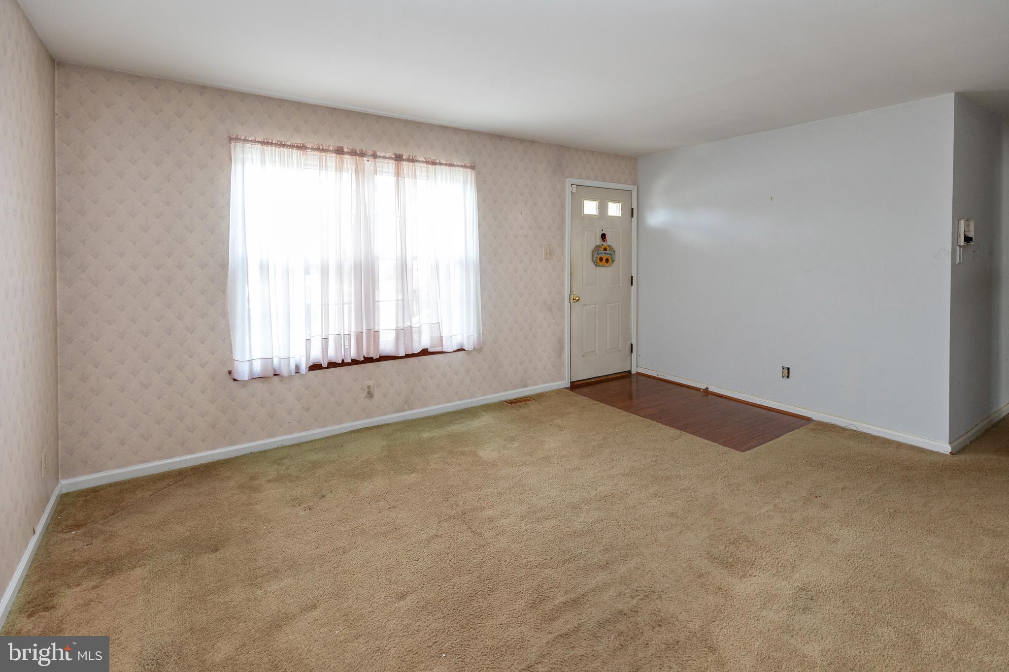 322 West Washington Avenue Magnolia, NJ 08049 - Photo 17 of 28 an empty room with a window