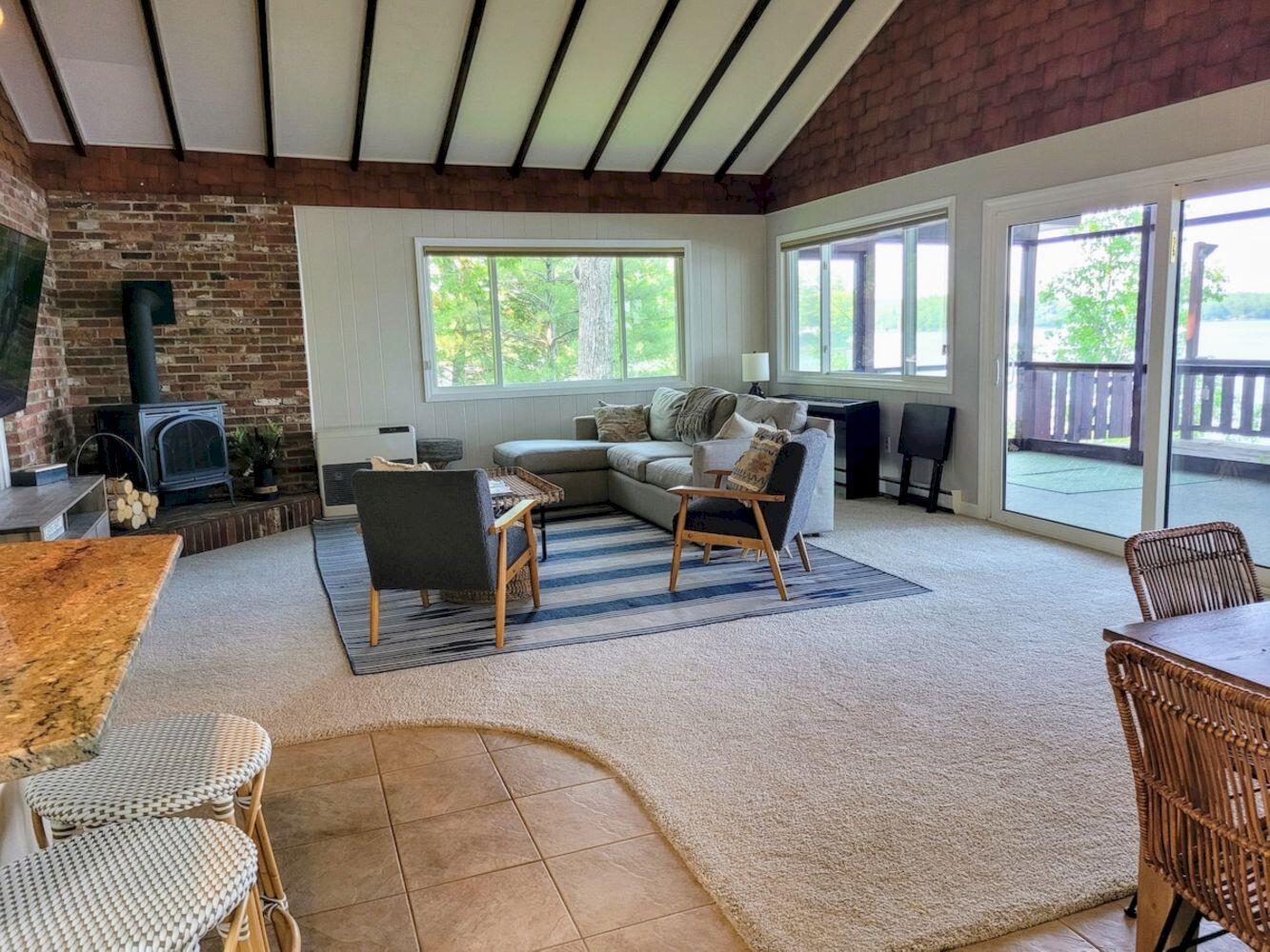 37 Williams Road Vassalboro, ME 04989 - Photo 18 of 164 Airbnb_Download_1398431716637173492_18_r