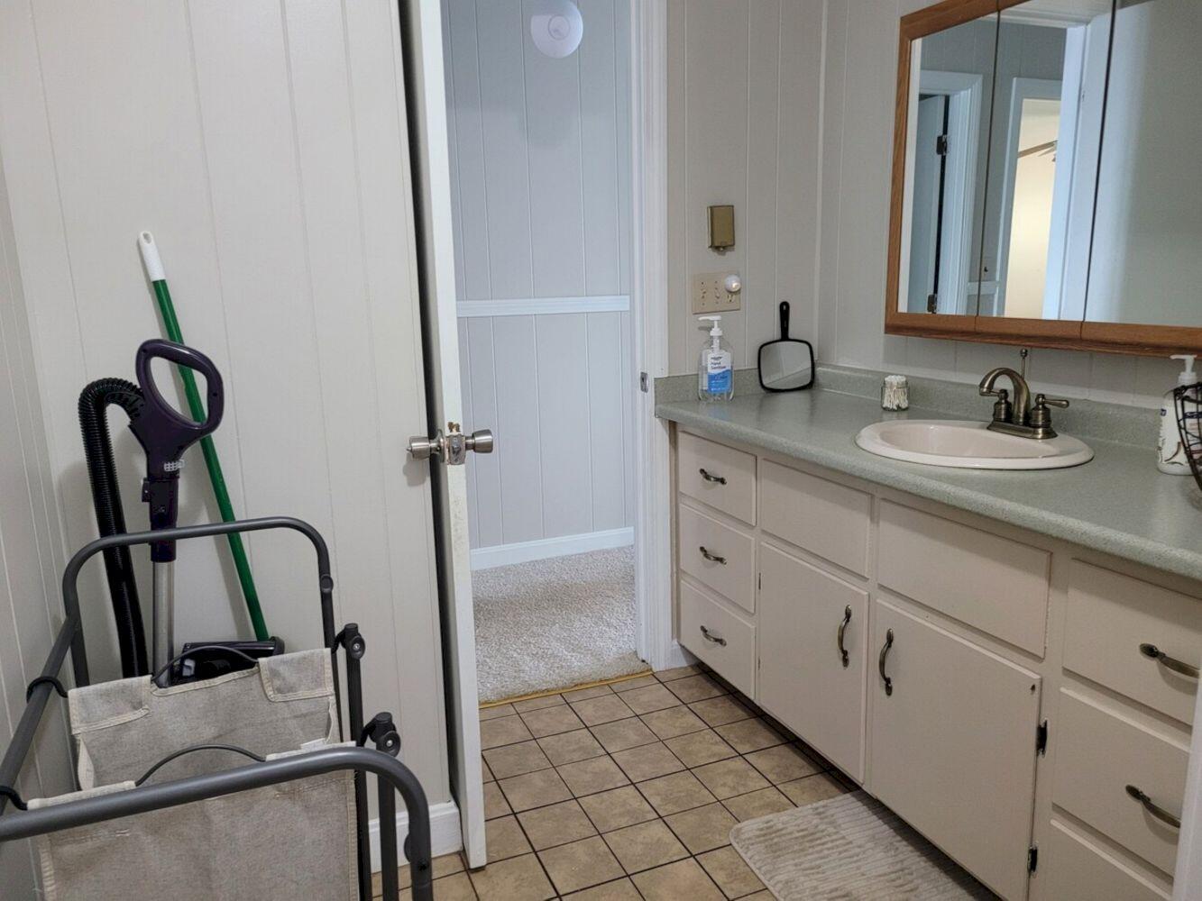 37 Williams Road Vassalboro, ME 04989 - Photo 32 of 164 Airbnb_Download_1398431716637173492_36_r