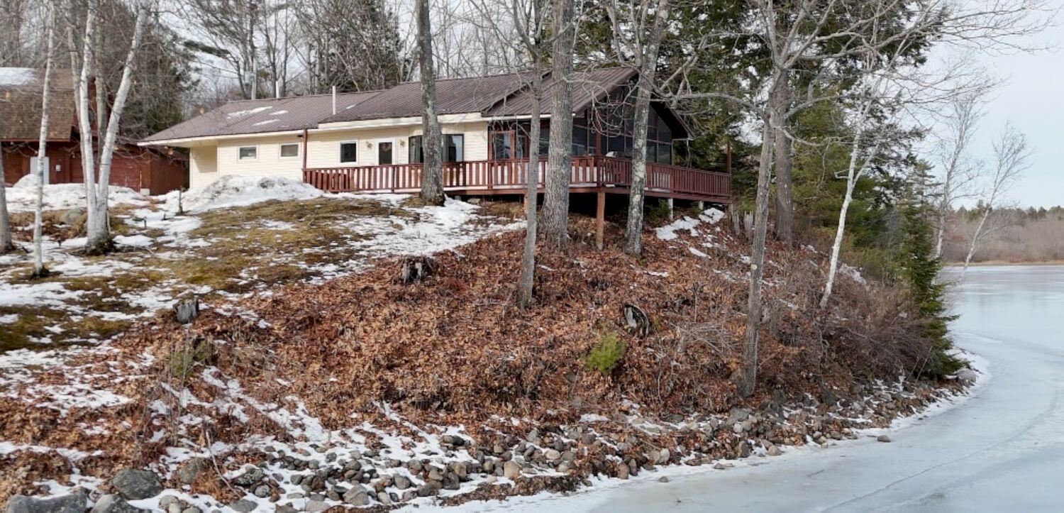 37 Williams Road Vassalboro, ME 04989 - Photo 6 of 164 Airbnb_Download_1398431716637173492_4_re