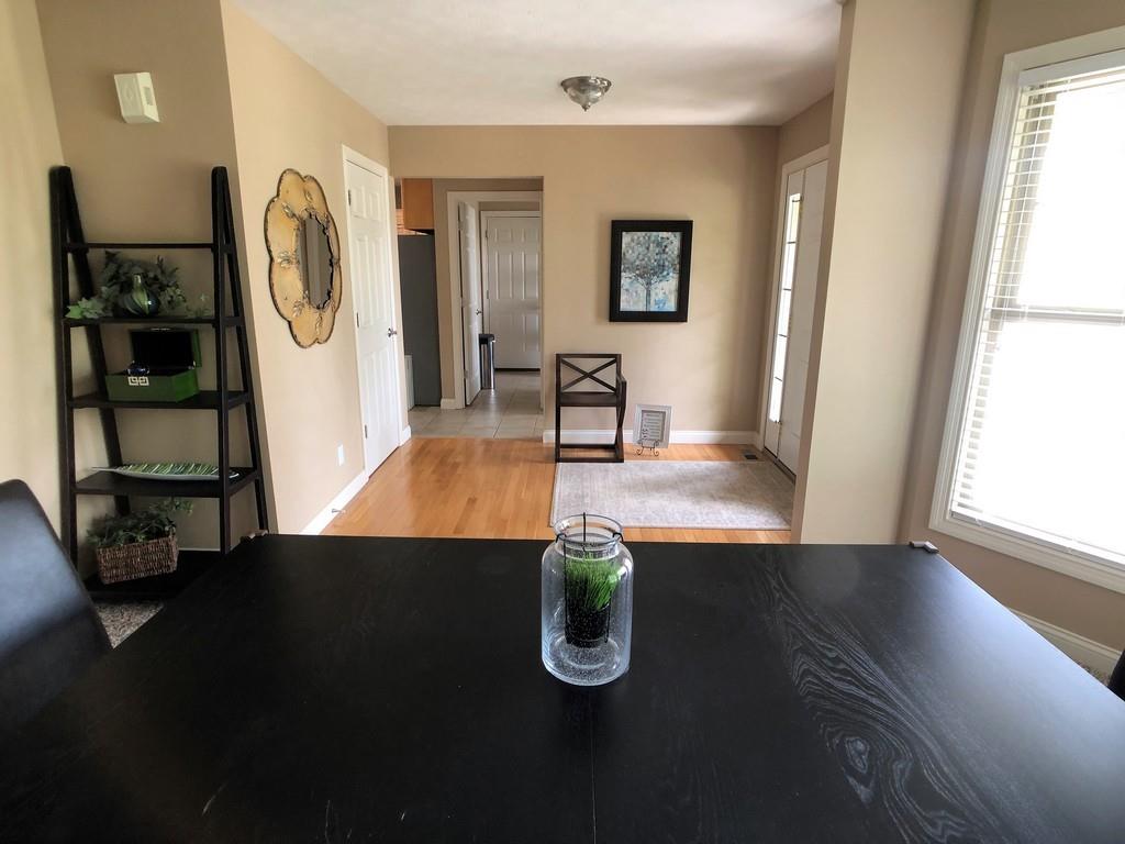 2880 Pippin North Columbus, IN 47201 - Photo 5 of 34 Gallery Image 5
