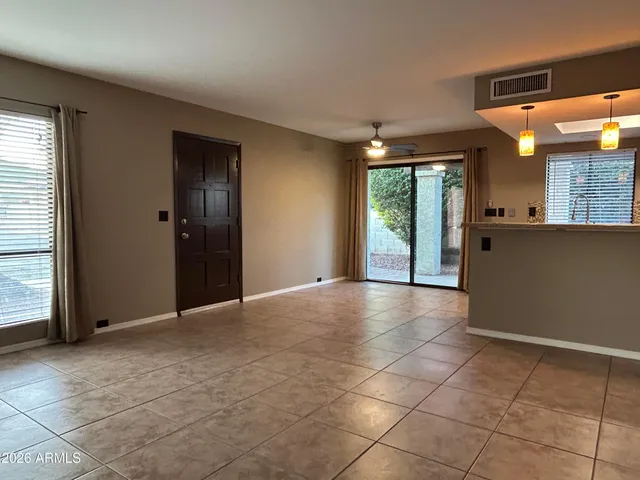 $1,795 | 8638 South 51st Street, Unit 3, Phoenix, AZ 85044